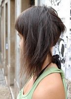 asymetryczne fryzury krótkie - uczesanie damskie z włosów krótkich zdjęcie numer 141A